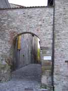 Porta Borgo Fuori