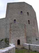 rocca montefiore